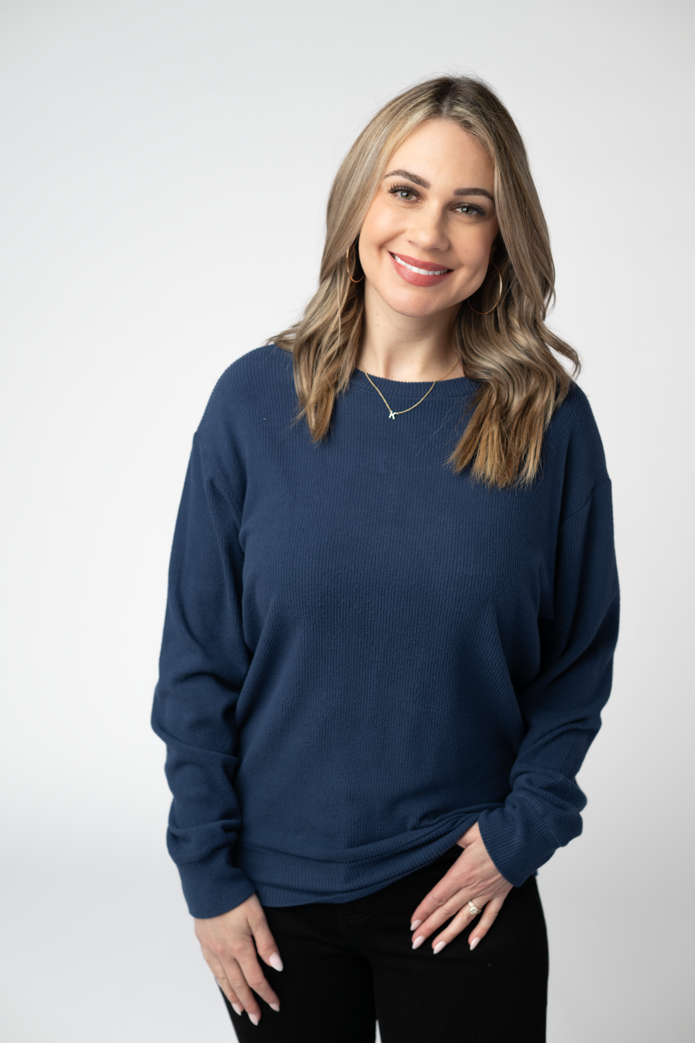 08.21 EN ROUTE Corrine Ribbed Pullover Top - Navy-Pullover-Dear Me Southern Boutique, located in DeRidder, Louisiana