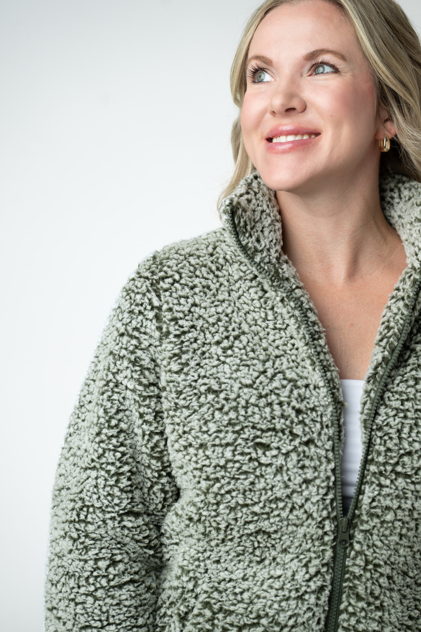 09.09 EN ROUTE Two Tone Fullzip Sherpa - Olive and White-outerwear-Dear Me Southern Boutique, located in DeRidder, Louisiana