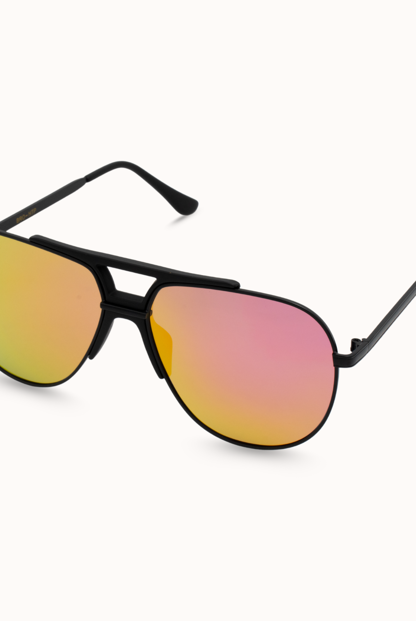 Brooks-Sunglasses-Dear Me Southern Boutique, located in DeRidder, Louisiana
