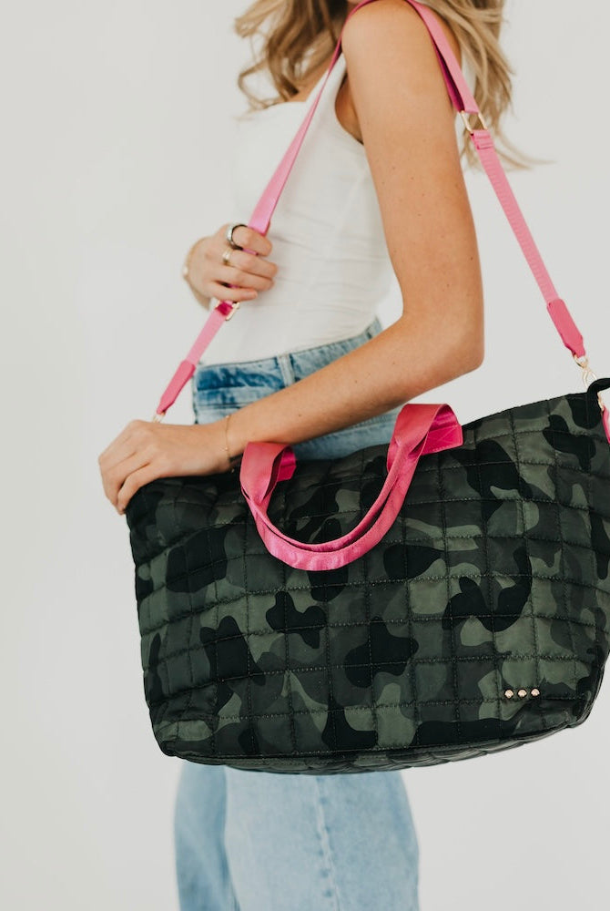 Day Dreamer Quilted Tote Bag-Presales-Dear Me Southern Boutique, located in DeRidder, Louisiana