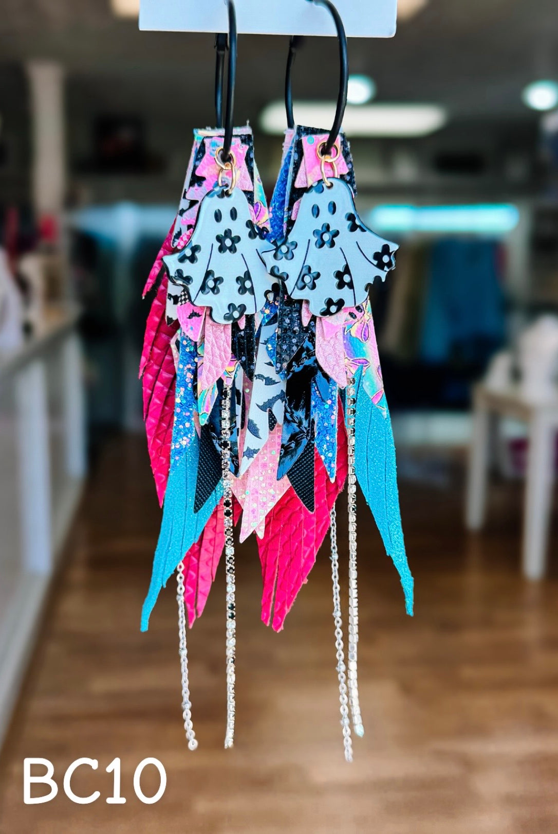 Jak Sprat BOO-jee Collection: Medium Mic Drop Dangles-Earrings-Dear Me Southern Boutique, located in DeRidder, Louisiana