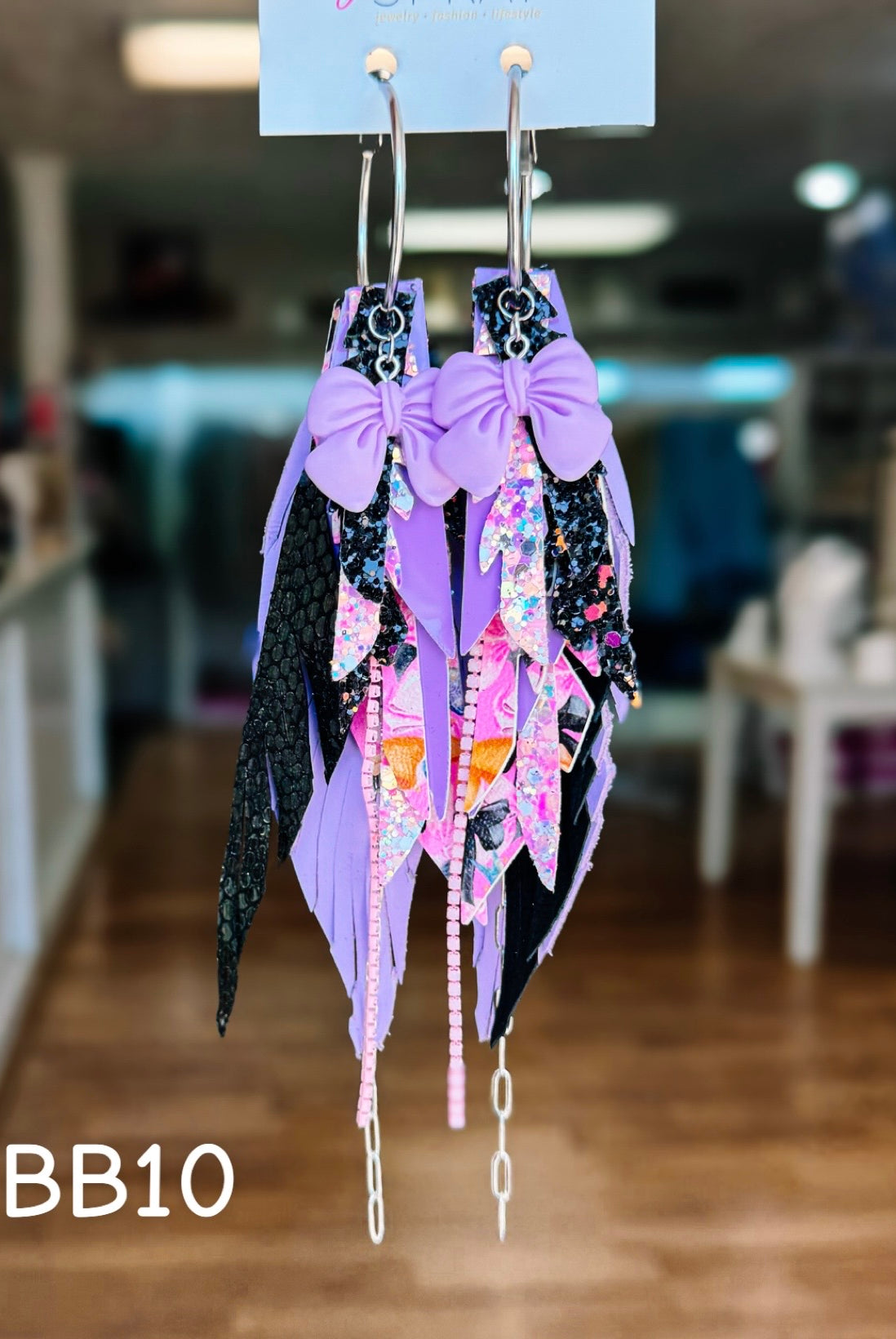 Jak Sprat Boos & Bows Collection: Medium Mic Drop Dangles-Earrings-Dear Me Southern Boutique, located in DeRidder, Louisiana