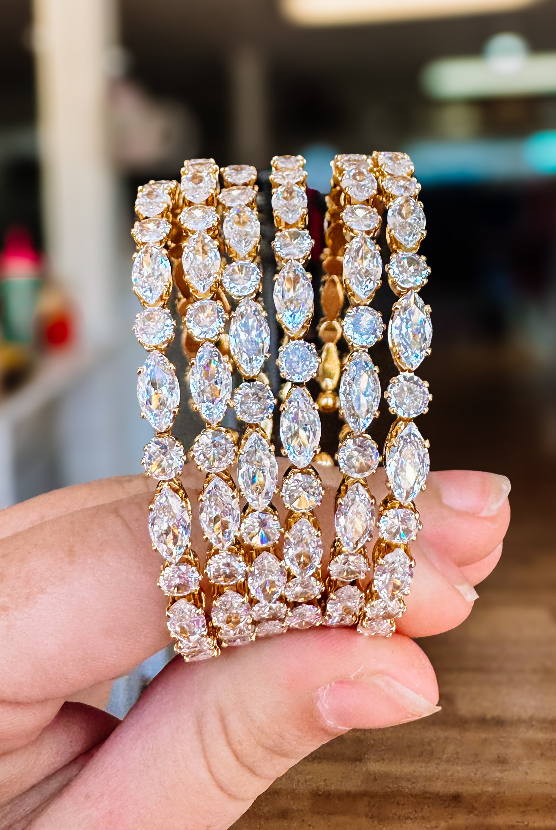 Kendra Bangle-Bracelets-Dear Me Southern Boutique, located in DeRidder, Louisiana