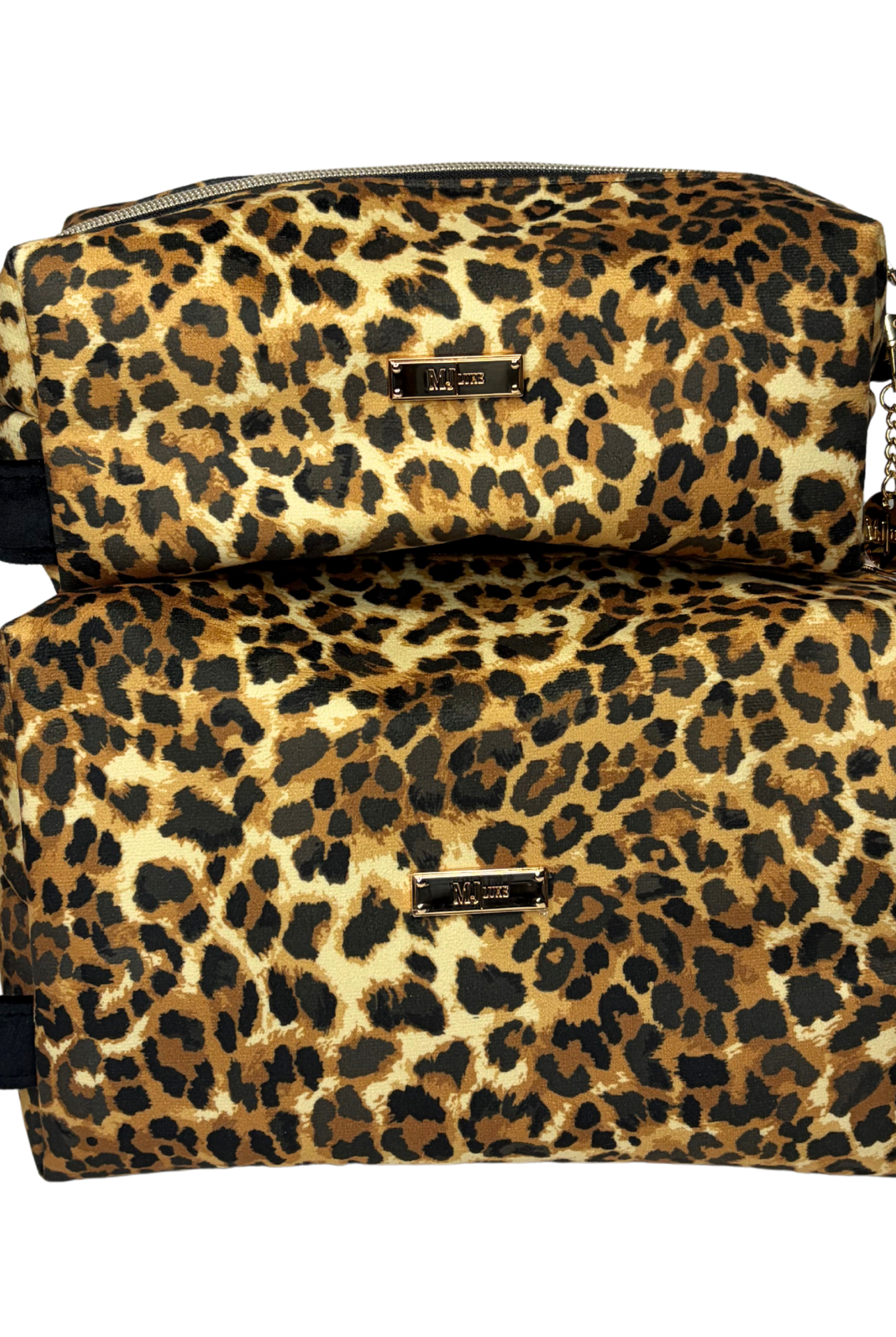 LIVE BOX- Bobbie-Dear Me Southern Boutique, located in DeRidder, Louisiana