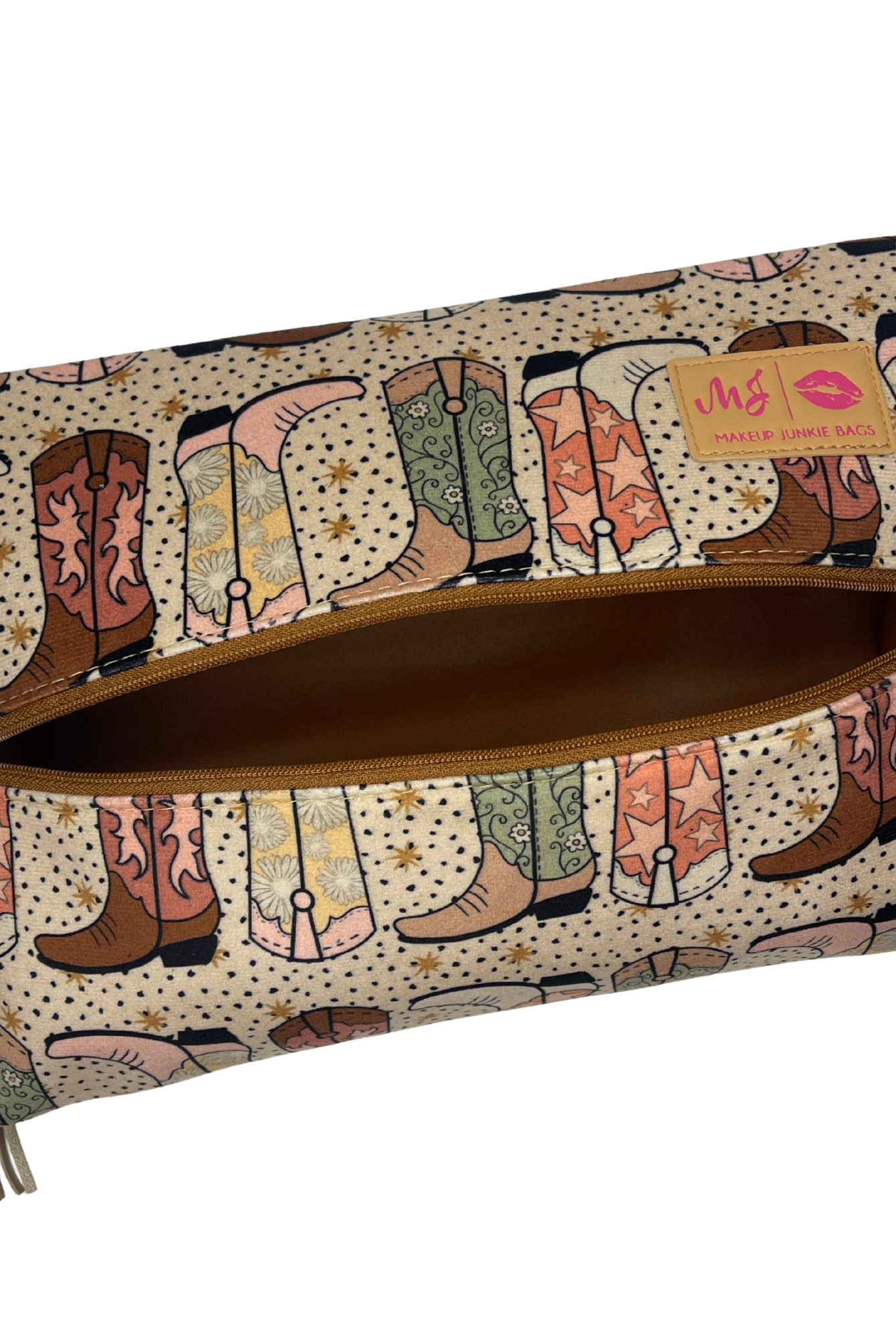 LIVE BOX- Kicker-Dear Me Southern Boutique, located in DeRidder, Louisiana