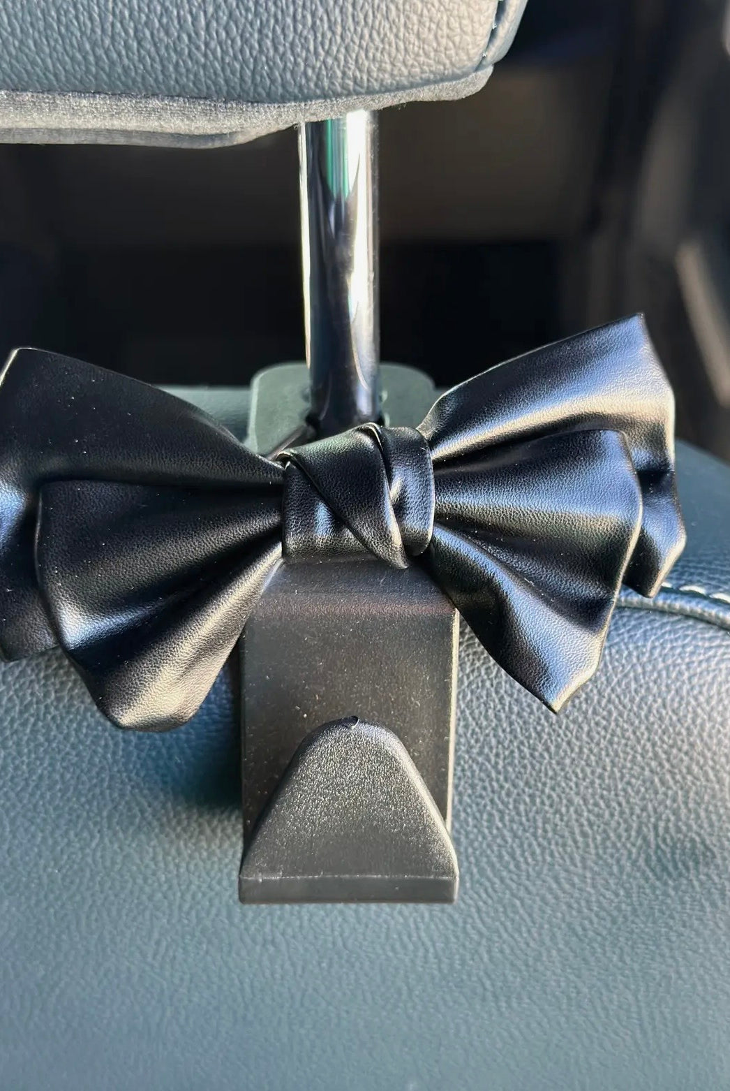 Passenger Princess Purse Hook-Dear Me Southern Boutique, located in DeRidder, Louisiana