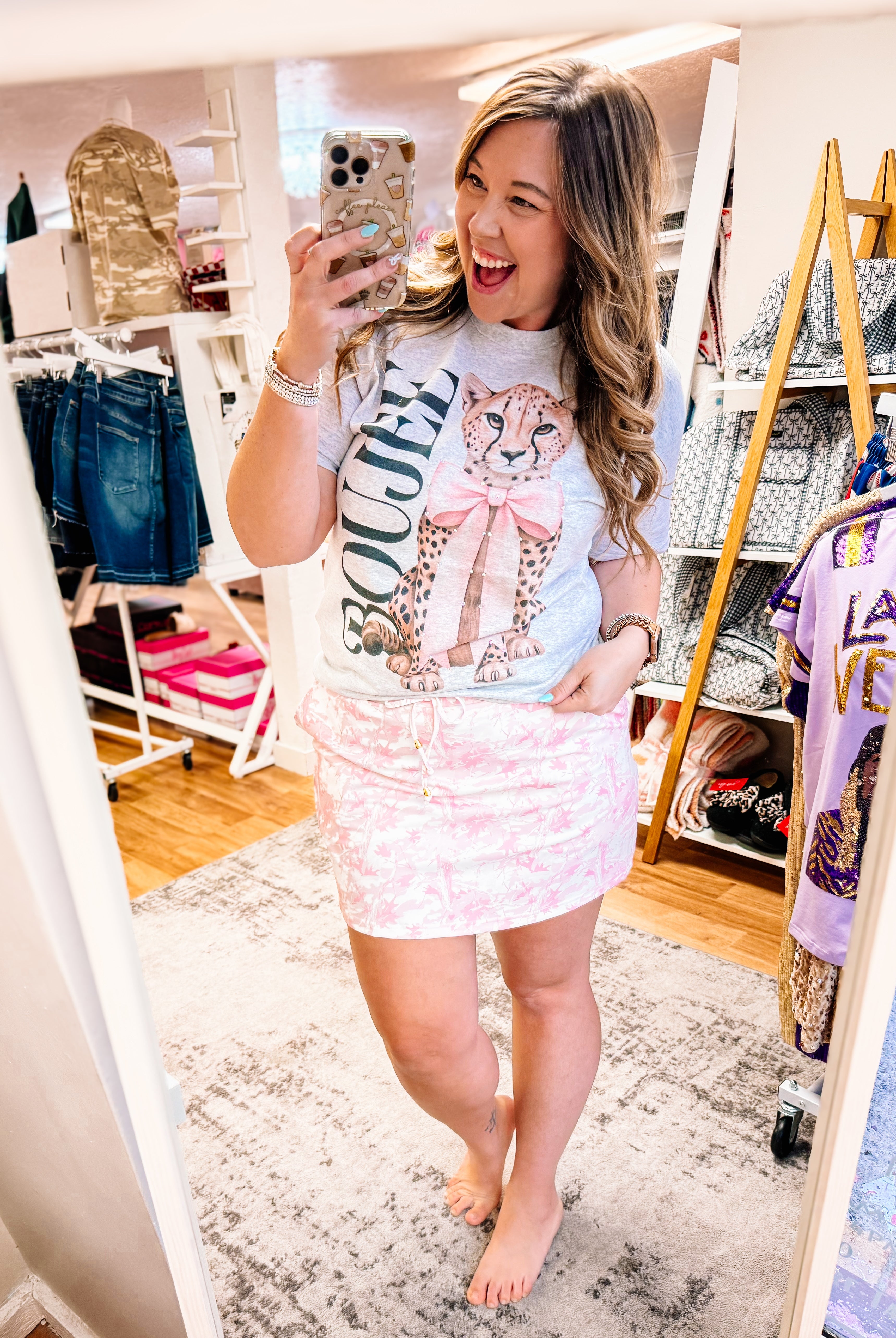 Boujee Cheetah Tee & Crewneck-Pullover-Dear Me Southern Boutique, located in DeRidder, Louisiana