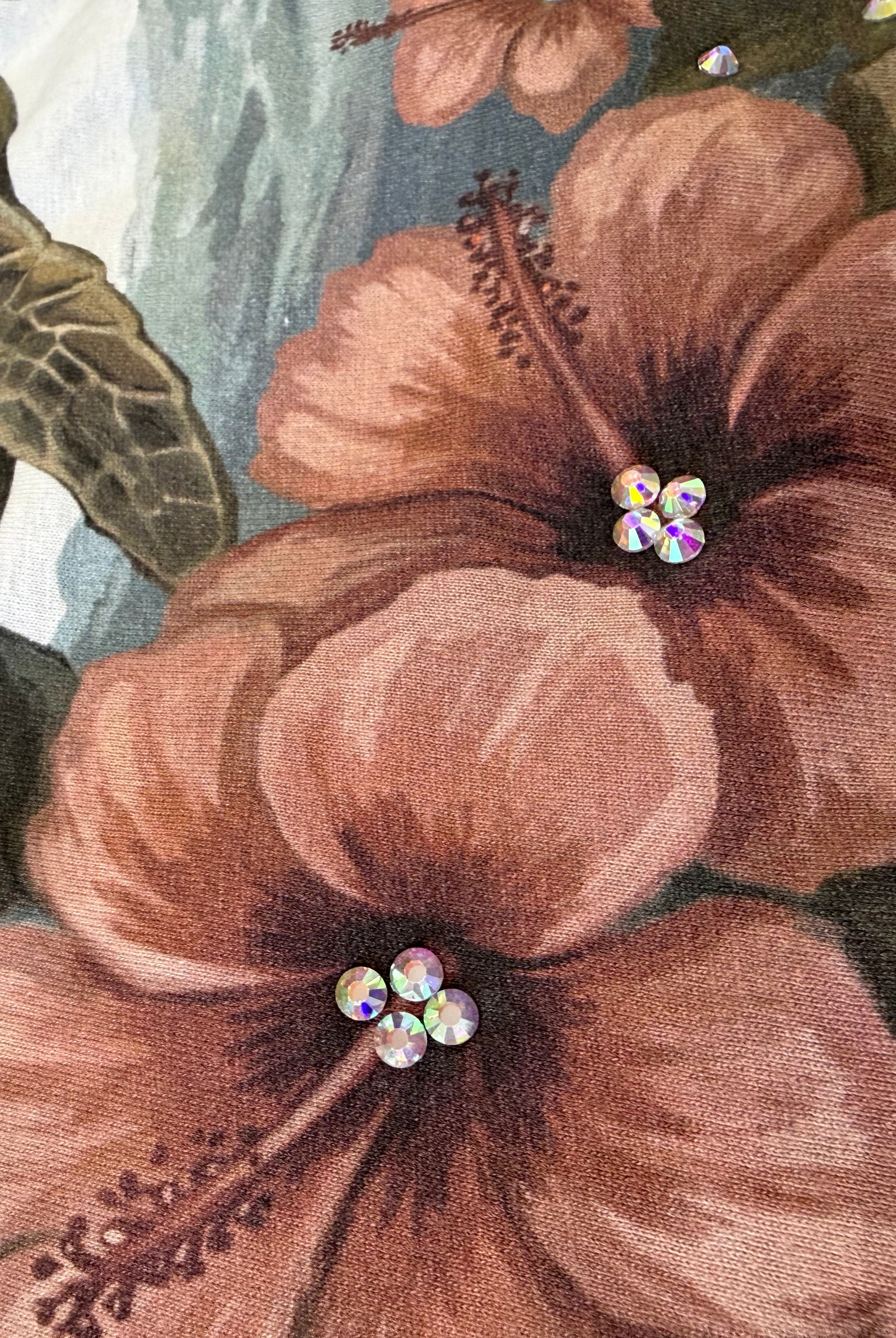 Surfside Turtle Bougie Rhinestone Tee-Dear Me Southern Boutique, located in DeRidder, Louisiana