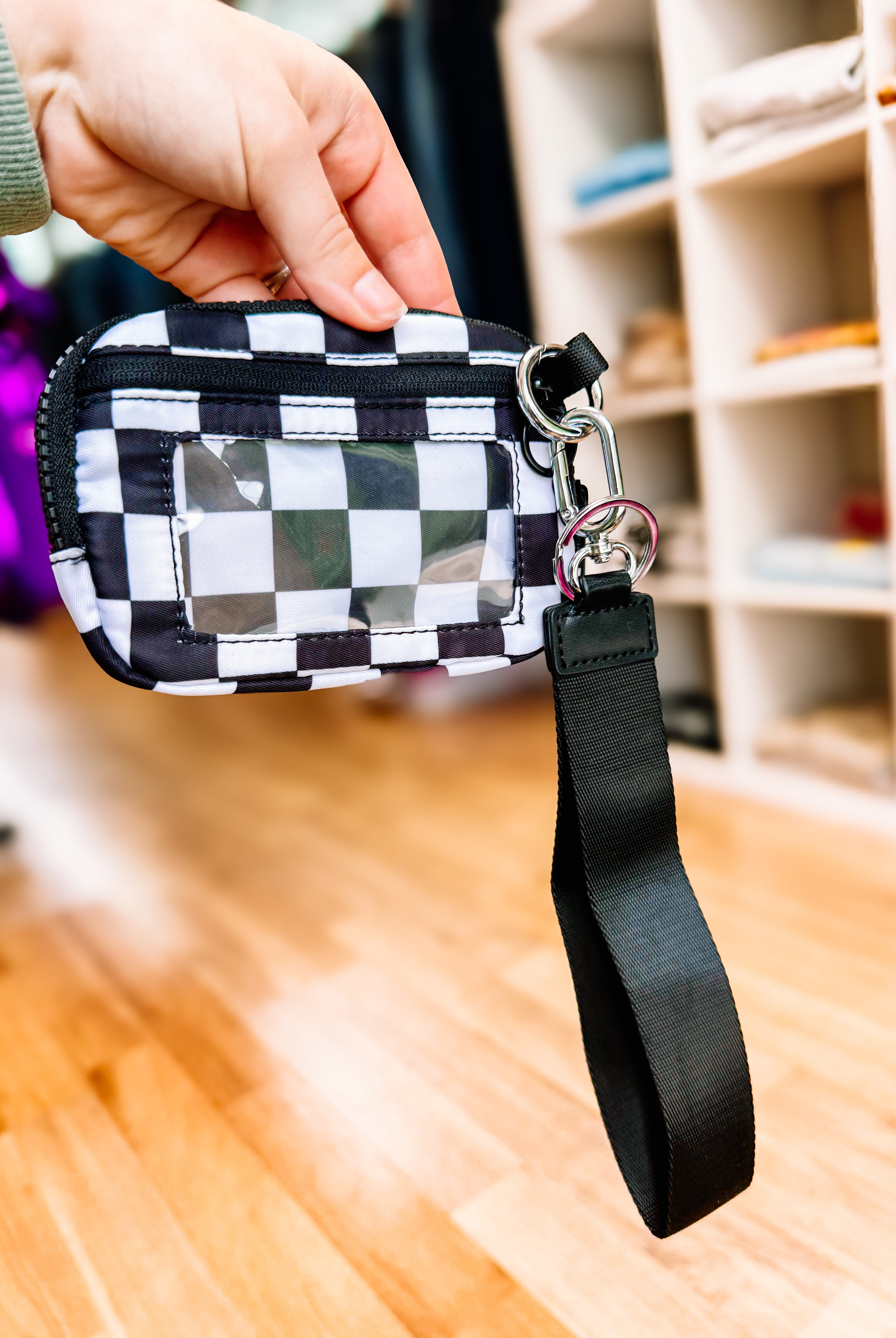 The Kinley Wristlet-Dear Me Southern Boutique, located in DeRidder, Louisiana