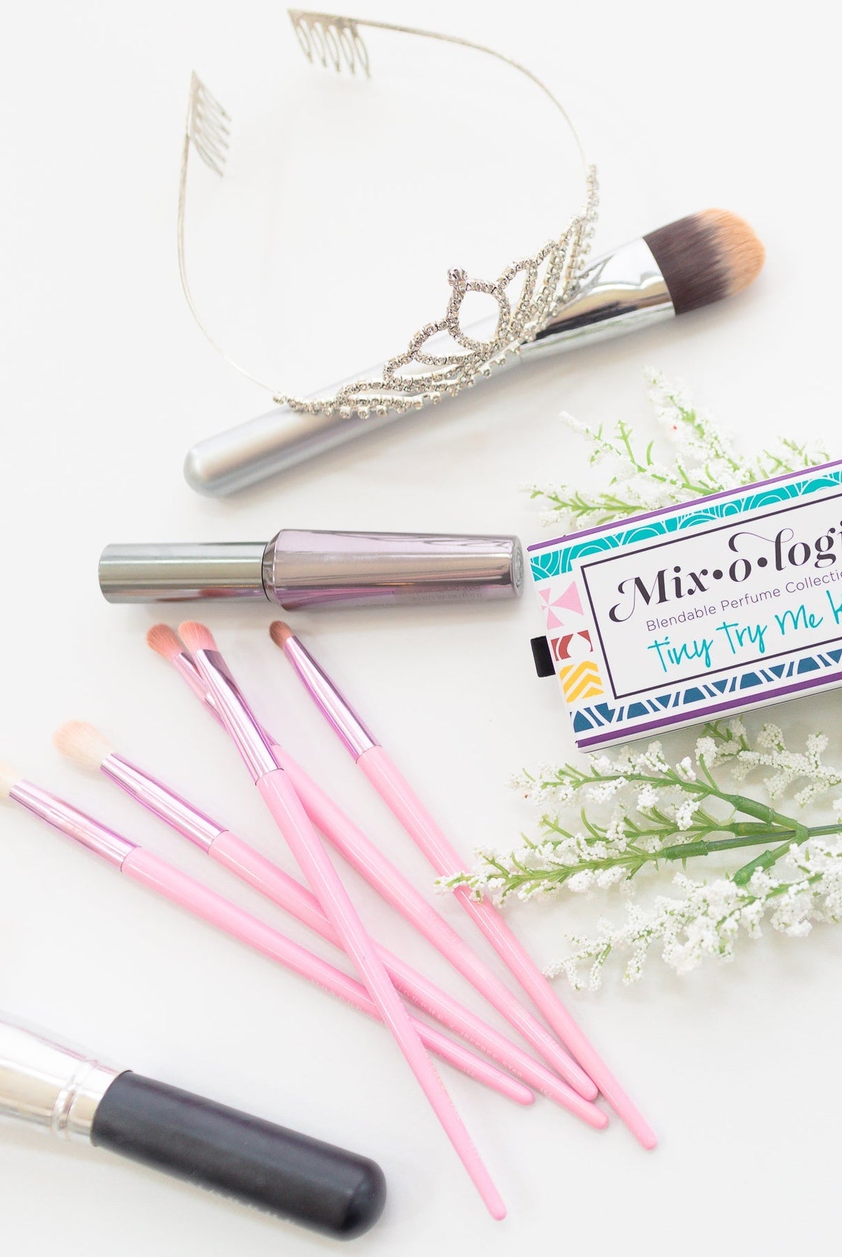 Tiny Try Me Kit by Mixologie-Presales-Dear Me Southern Boutique, located in DeRidder, Louisiana