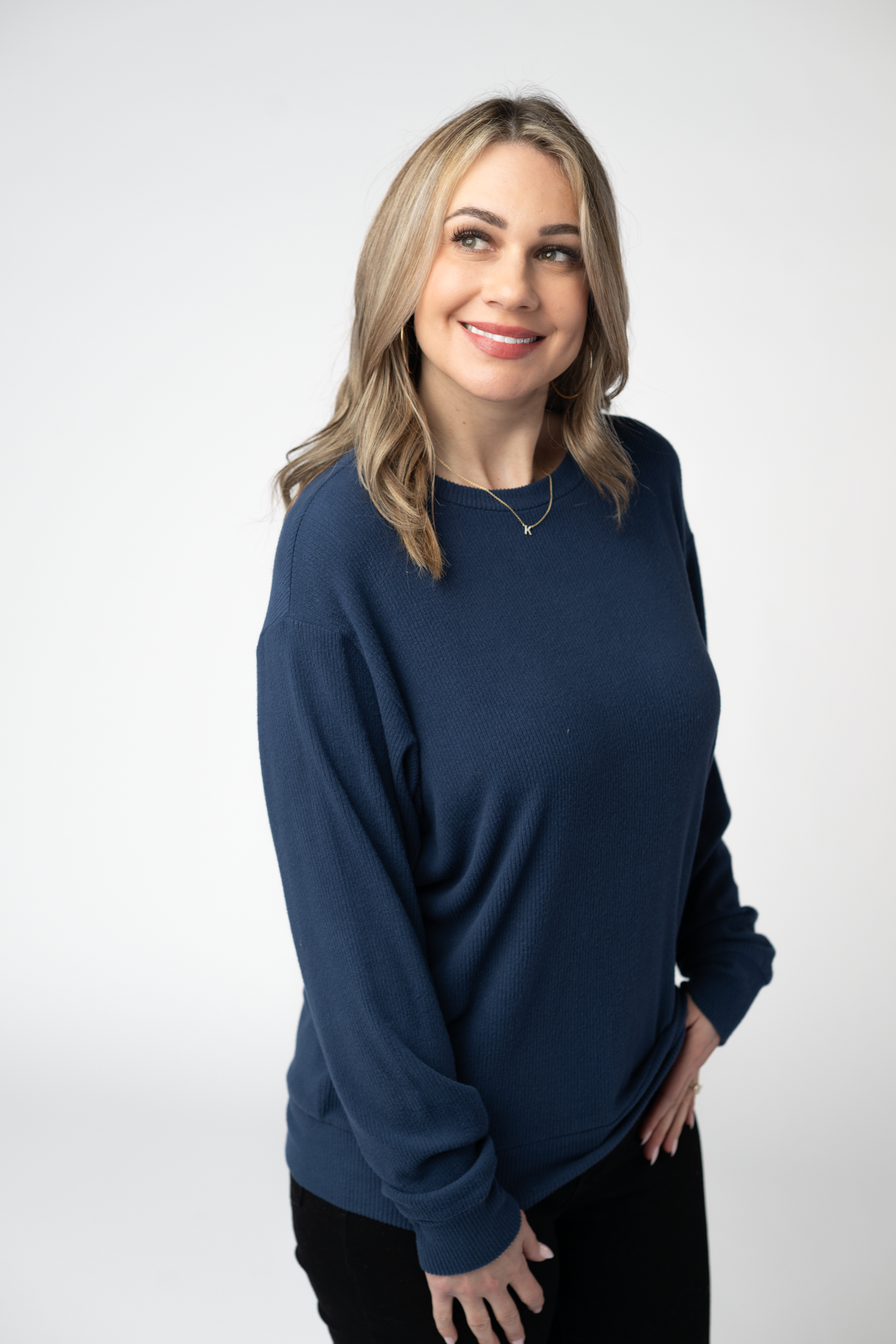 08.21 EN ROUTE Corrine Ribbed Pullover Top - Navy-Pullover-Dear Me Southern Boutique, located in DeRidder, Louisiana