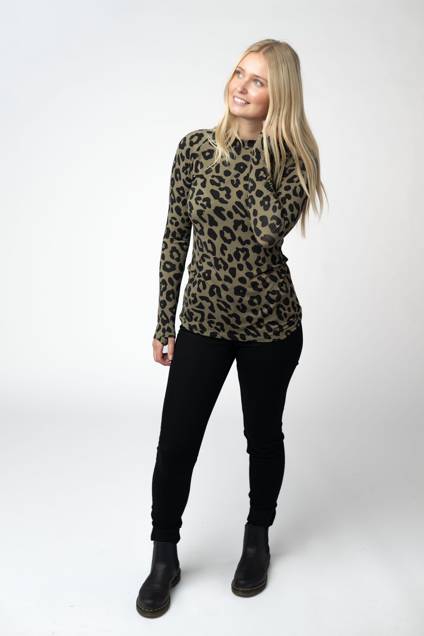 09.02 EN ROUTE Blair Long Sleeve Top - Olive Animal Print-Tops-Dear Me Southern Boutique, located in DeRidder, Louisiana