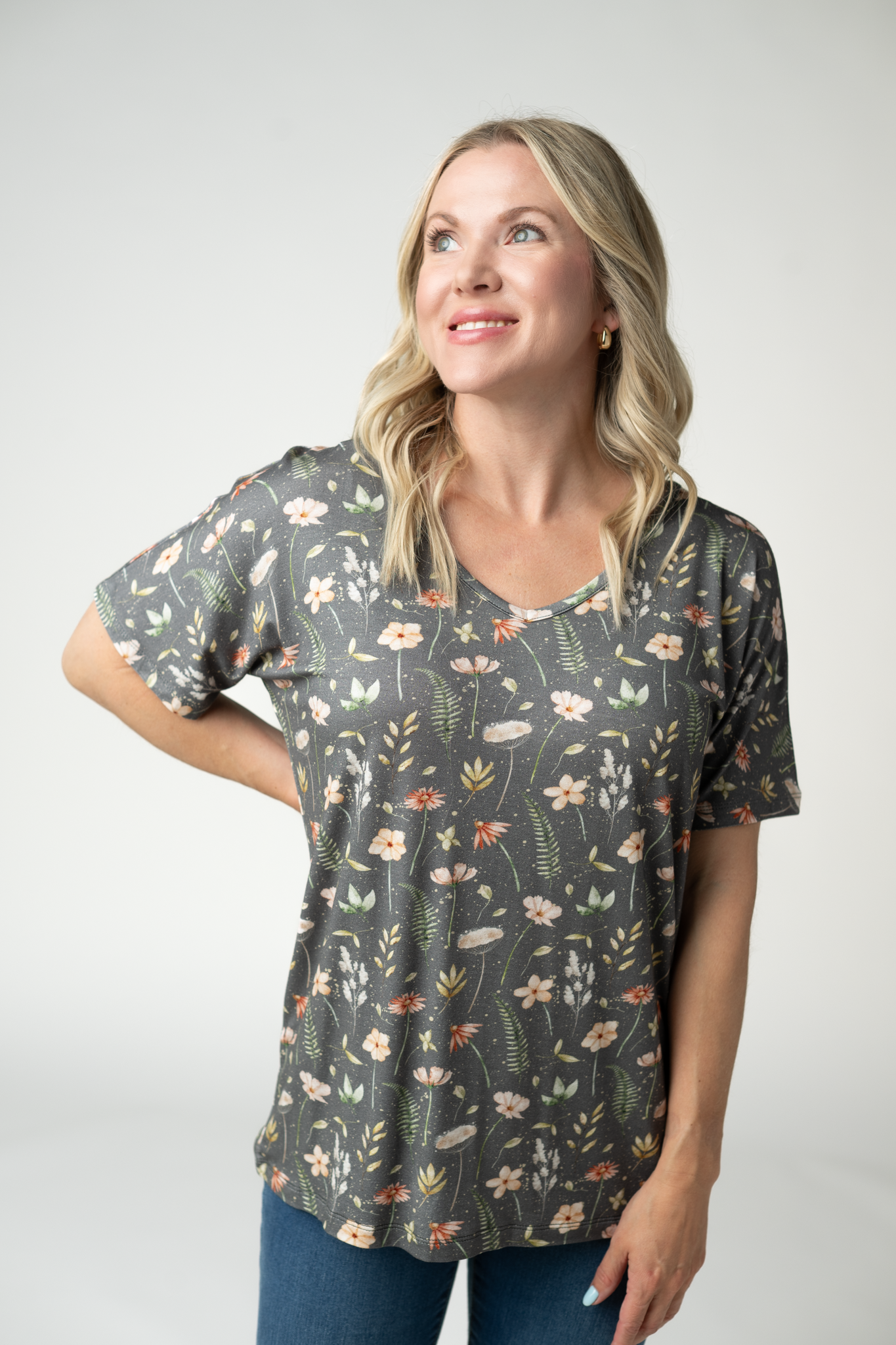 09.02 EN ROUTE Chloe Cozy Top - Wildflower Meadow-Tops-Dear Me Southern Boutique, located in DeRidder, Louisiana