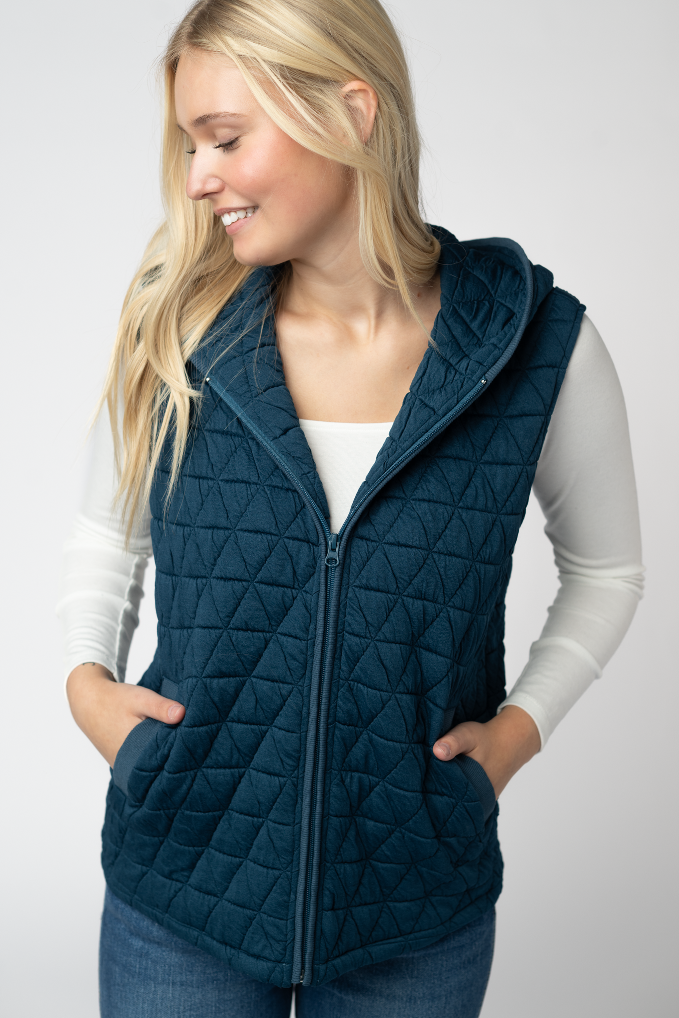 09.09 EN ROUTE Heather Geometric Hooded Vest - Teal-Vest-Dear Me Southern Boutique, located in DeRidder, Louisiana