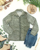 09.09 EN ROUTE Two Tone Fullzip Sherpa - Olive and White-outerwear-Dear Me Southern Boutique, located in DeRidder, Louisiana