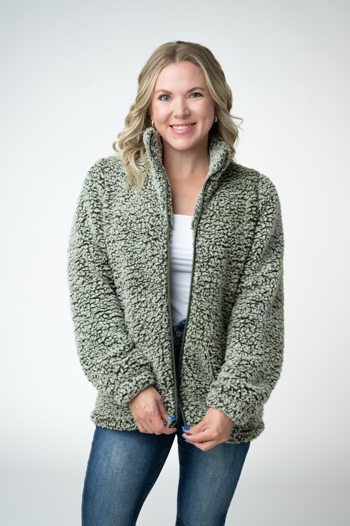 09.09 EN ROUTE Two Tone Fullzip Sherpa - Olive and White-outerwear-Dear Me Southern Boutique, located in DeRidder, Louisiana