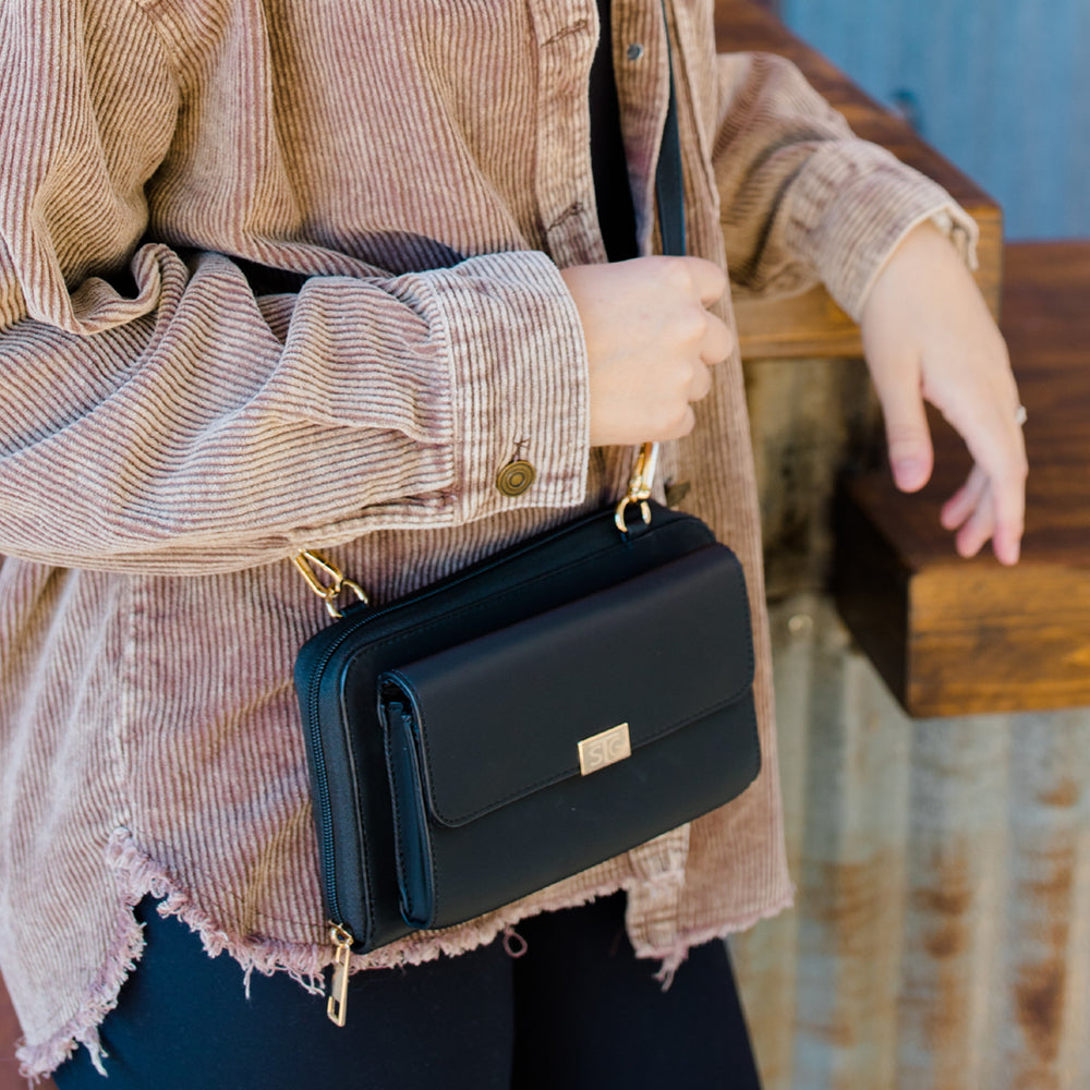 Captiva Purse- 7 Color Options-Touch Screen Purse-Dear Me Southern Boutique, located in DeRidder, Louisiana