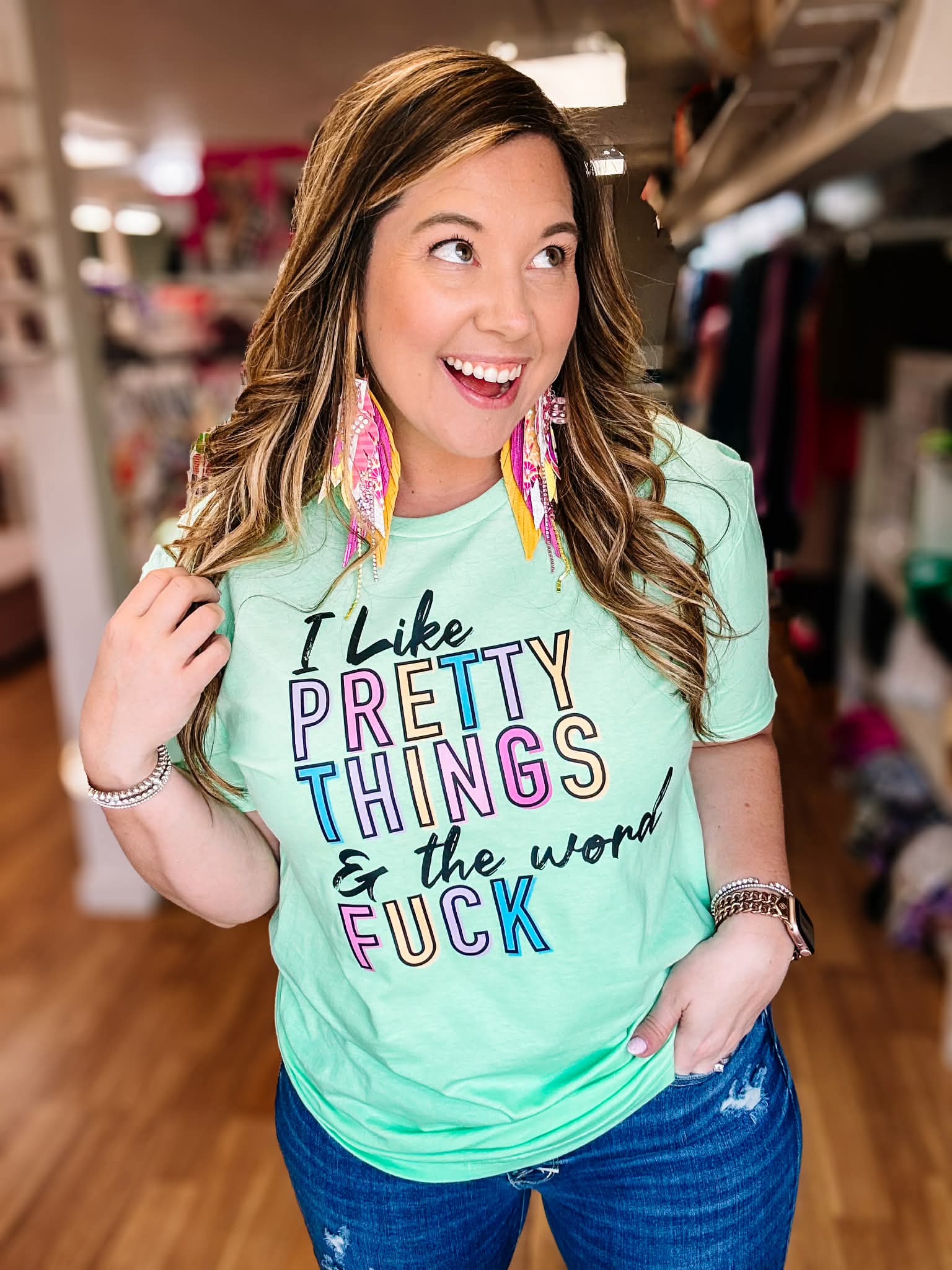 I Like Pretty Things Bold & Bright Tee-Dear Me Southern Boutique, located in DeRidder, Louisiana