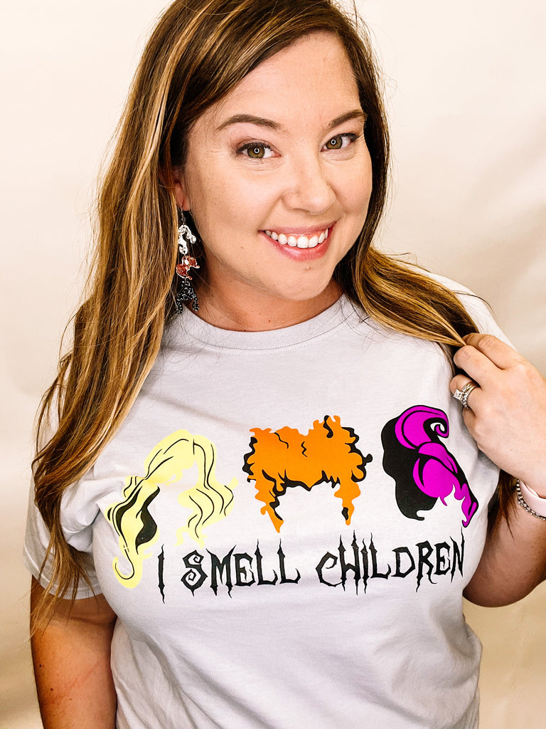 I Smell Children Sanderson Sisters Tee-Graphic Tee-Dear Me Southern Boutique, located in DeRidder, Louisiana