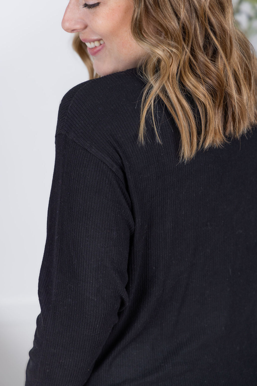 IN STOCK Corrine Ribbed Pullover Top - Black-Pullover-Dear Me Southern Boutique, located in DeRidder, Louisiana