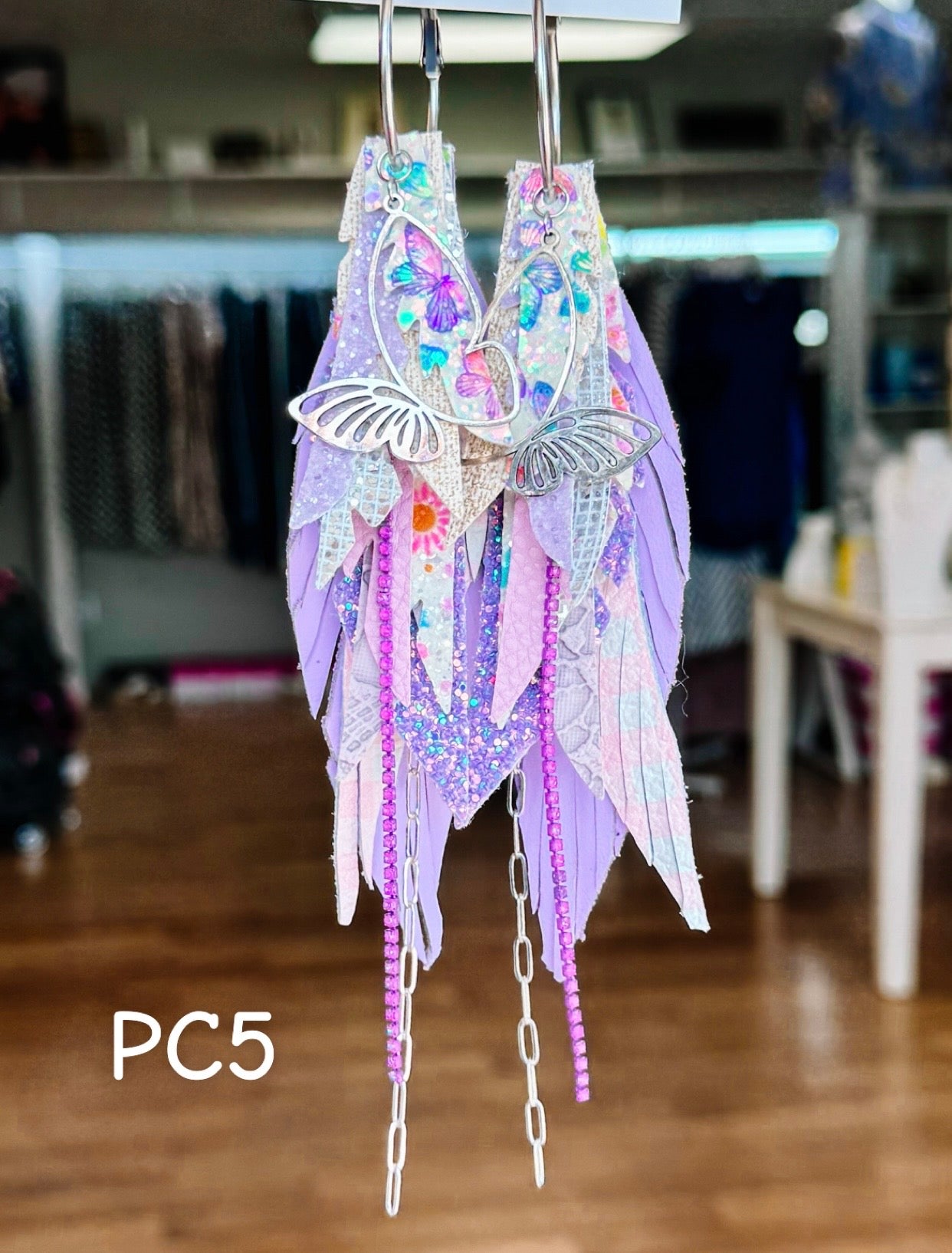 Jak Sprat Beg Your Parton Collection: Medium Mic Drop Dangles-Jewelry - Earrings-Dear Me Southern Boutique, located in DeRidder, Louisiana