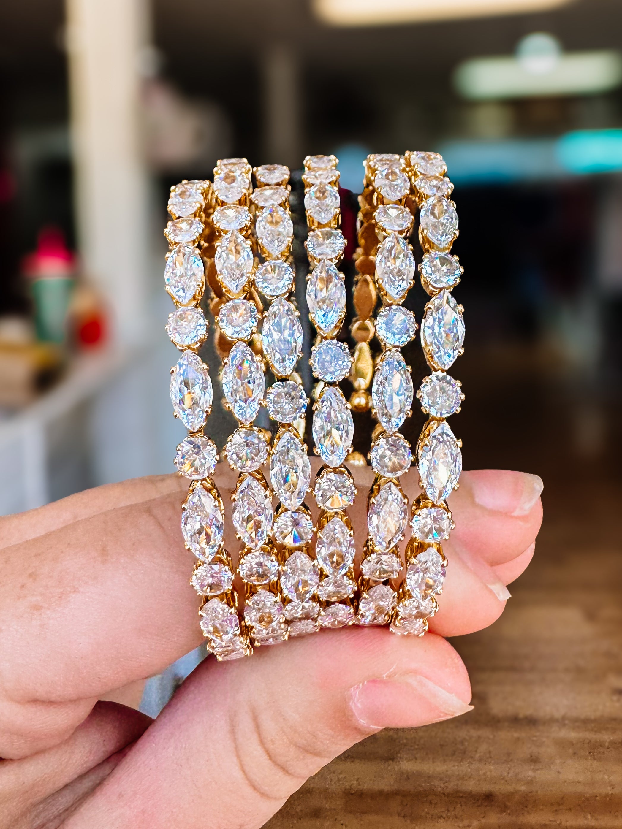Kendra Bangle-Bracelets-Dear Me Southern Boutique, located in DeRidder, Louisiana