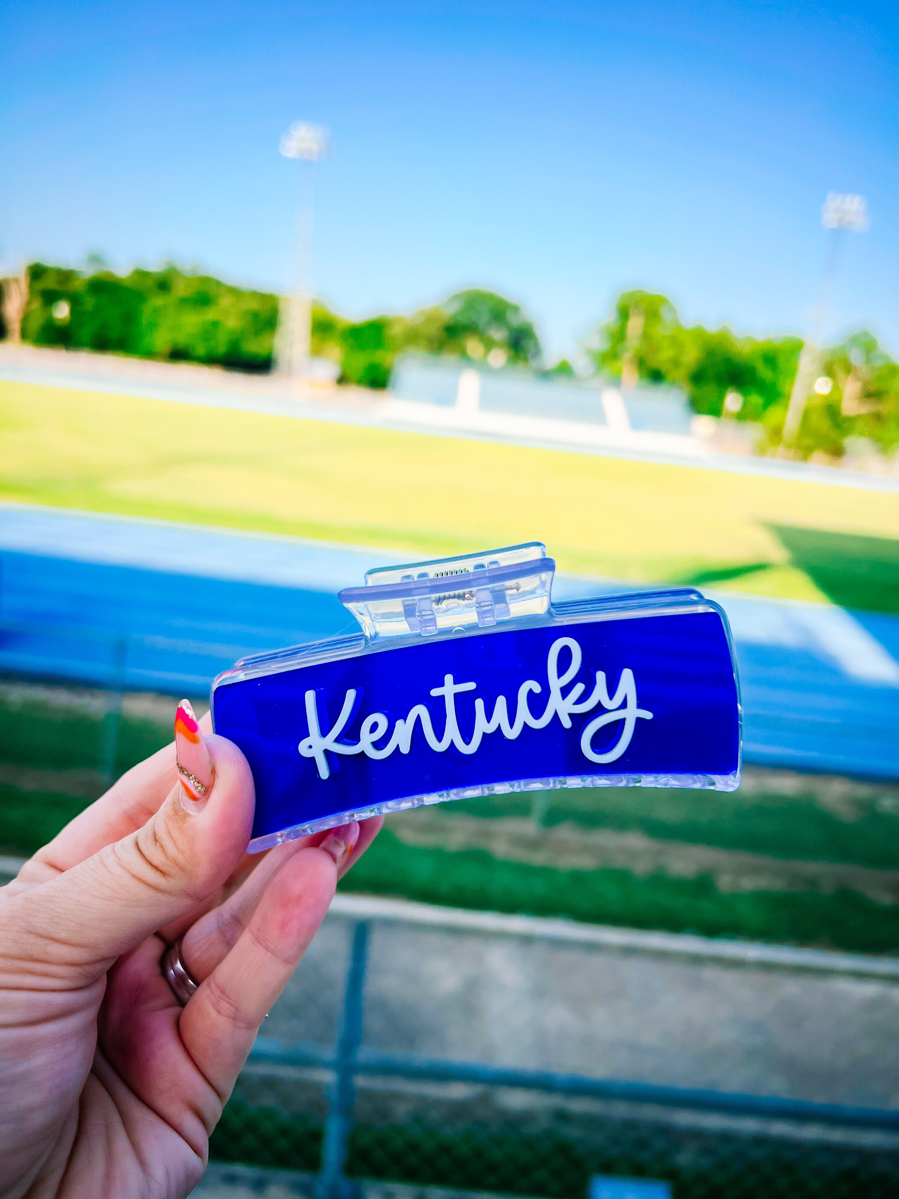 Kentucky Claw Clip-Hair Clips-Dear Me Southern Boutique, located in DeRidder, Louisiana