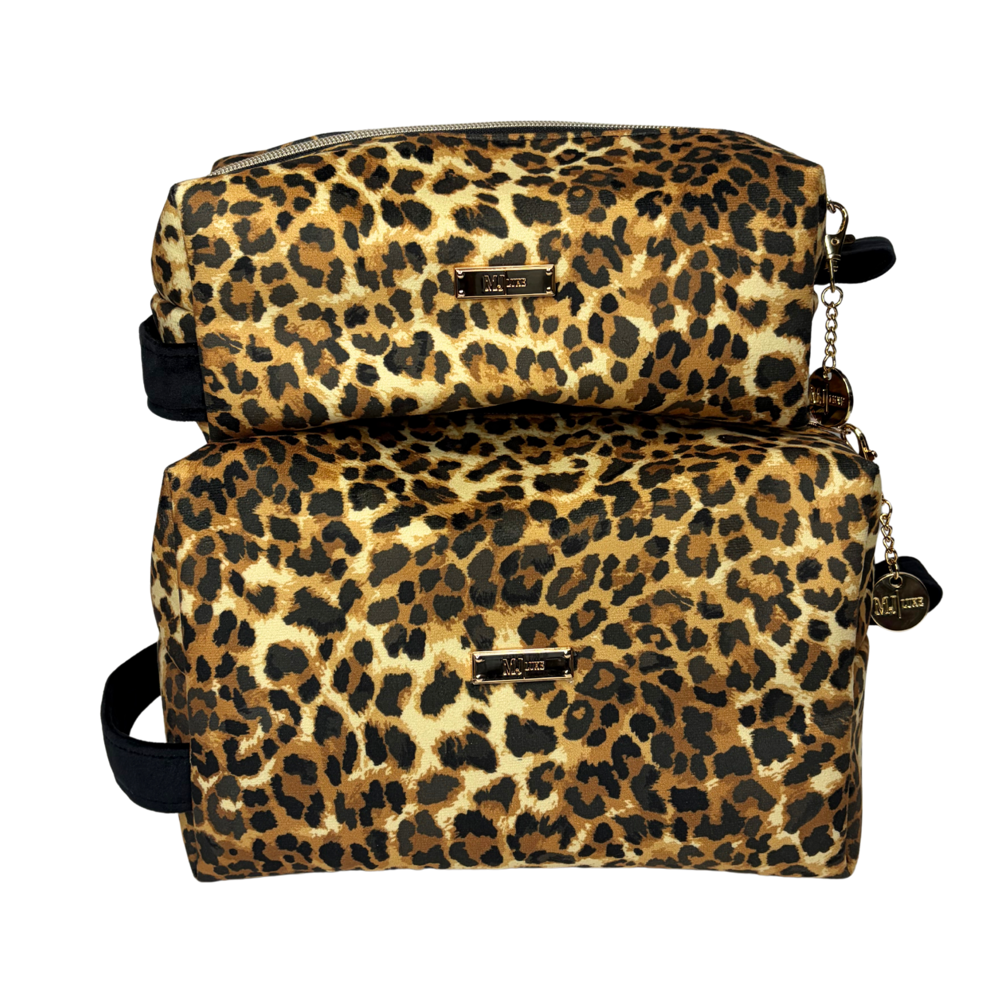 LIVE BOX- Bobbie-Dear Me Southern Boutique, located in DeRidder, Louisiana