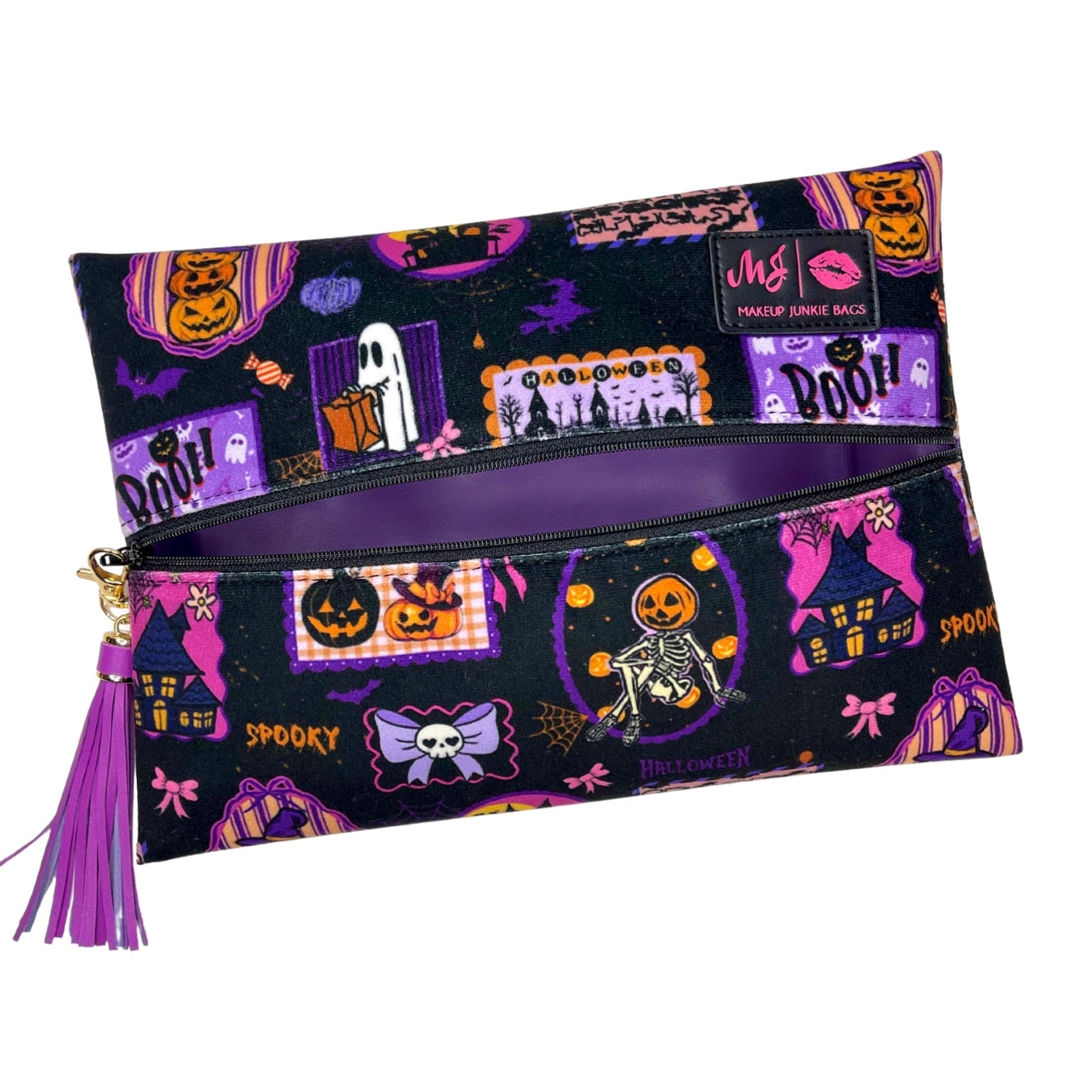 LIVE BOX- Haunted Manor-Dear Me Southern Boutique, located in DeRidder, Louisiana