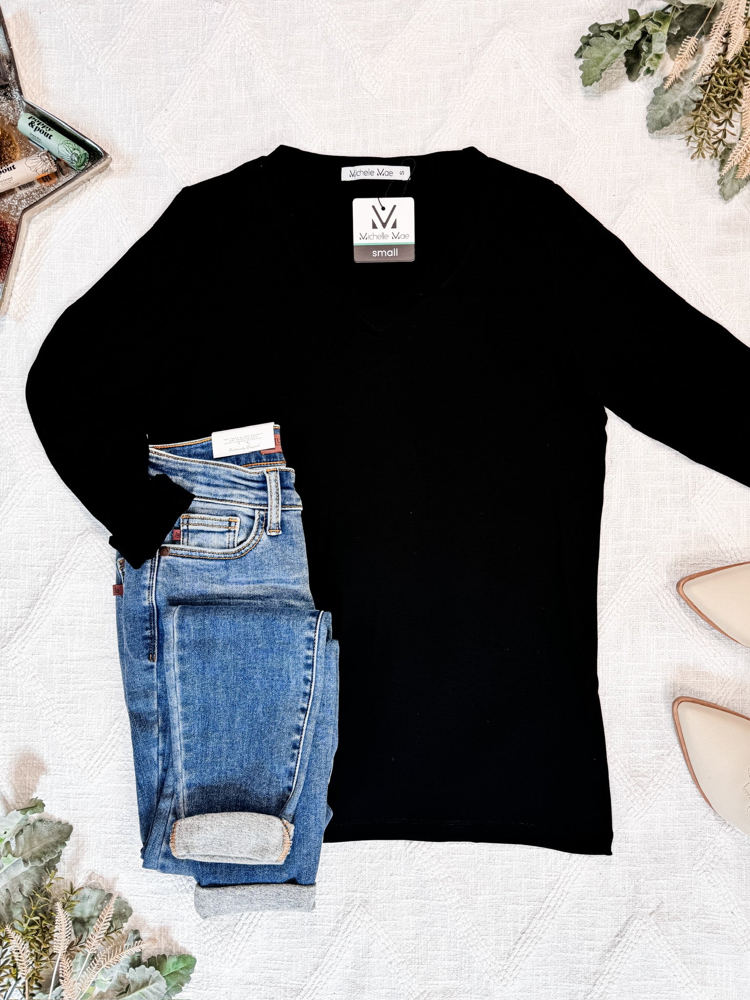 Larissa Long Sleeve - Black-Tops-Dear Me Southern Boutique, located in DeRidder, Louisiana