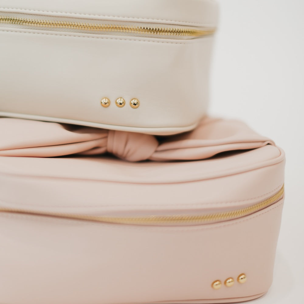 Madelyn Bow Makeup Bag-Presales-Dear Me Southern Boutique, located in DeRidder, Louisiana