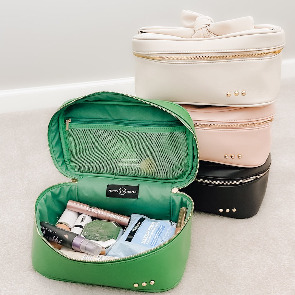 Madelyn Bow Makeup Bag-Presales-Dear Me Southern Boutique, located in DeRidder, Louisiana