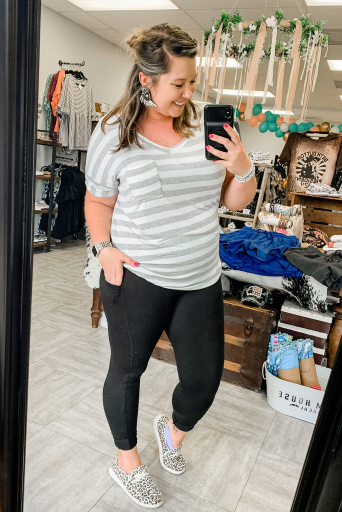 Buttery Soft Black Pocket Leggings-Bottoms-Dear Me Southern Boutique, located in DeRidder, Louisiana